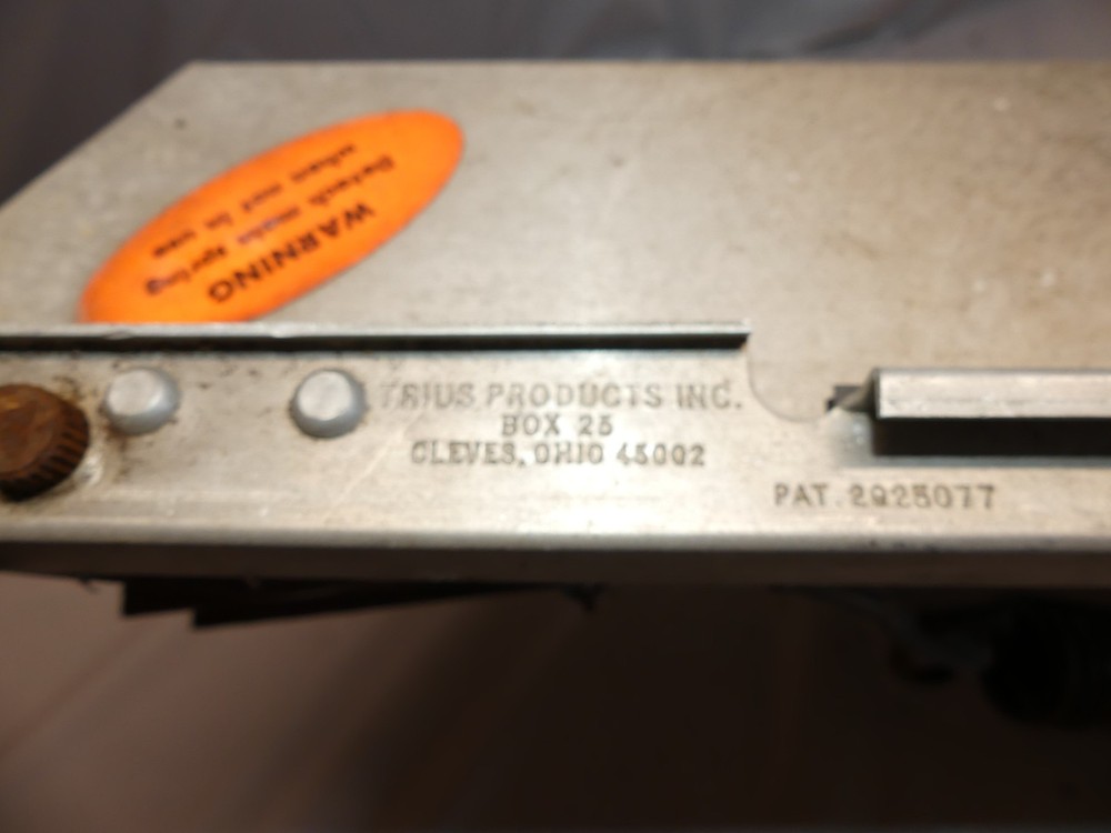 TRIUS Birdshooter Model D Clay Pigeon Thrower - UNTESTED