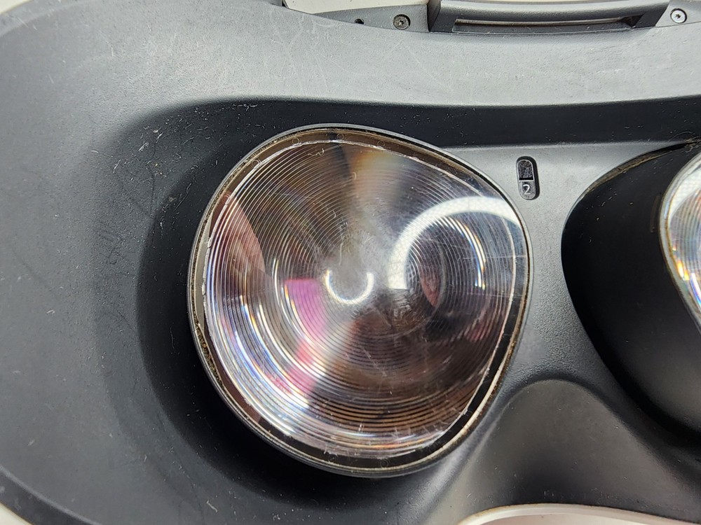 Meta Oculus Quest 2 Standalone VR Headset Only *Won't Pair*