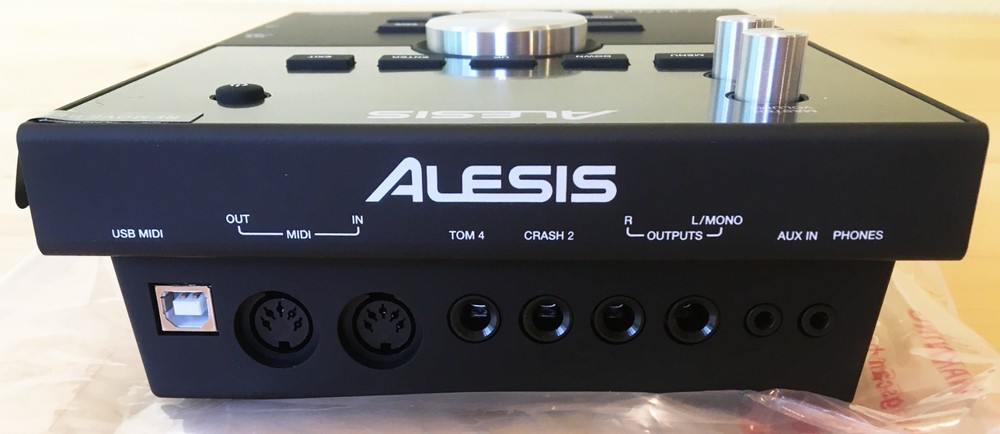 NEW Alesis Command Advanced Drum Module with Cables/Power Adapter-Machine Brain