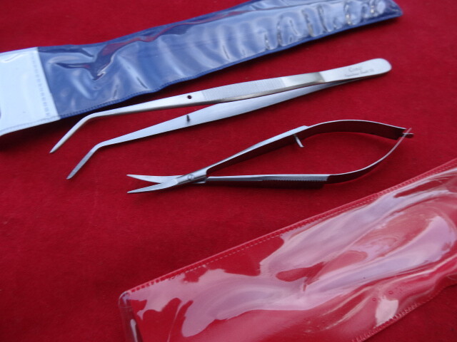 6" Angled Serrated Tweezers + SPRING ACTION Embroidery Machine Scissors_SQUEEZER