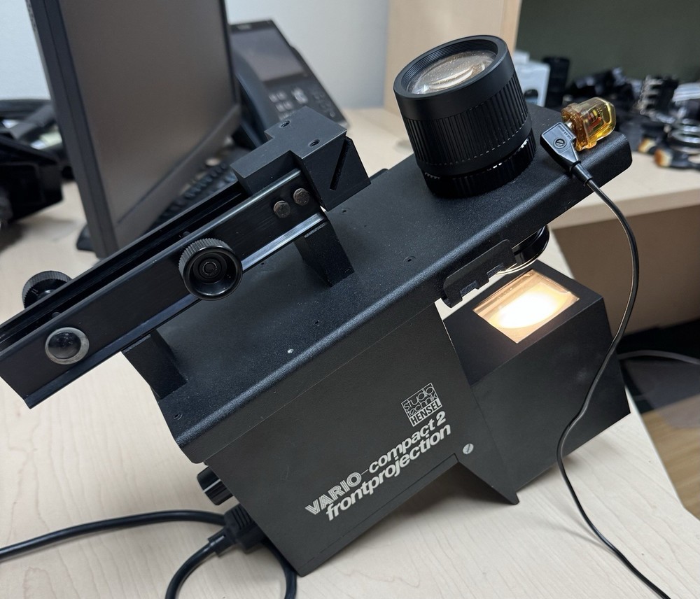 Hensel Studio Technik ~ Vario Compact 2 Front Projection System ~ West Germany