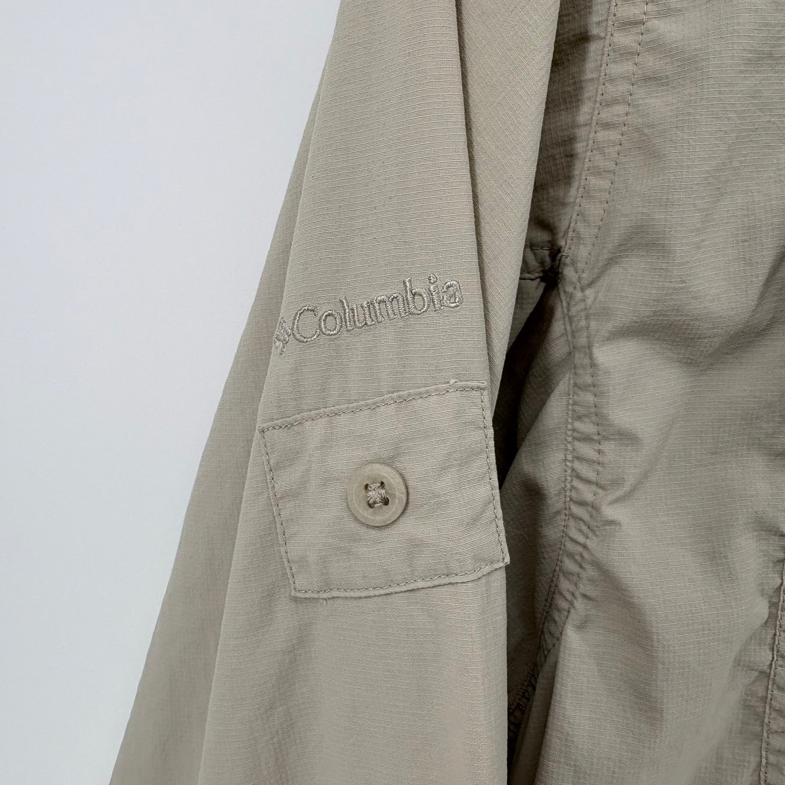 Columbia Titanium Long Sleeve Button Up Shirt Men's XXL Tan Fishing Outdoor