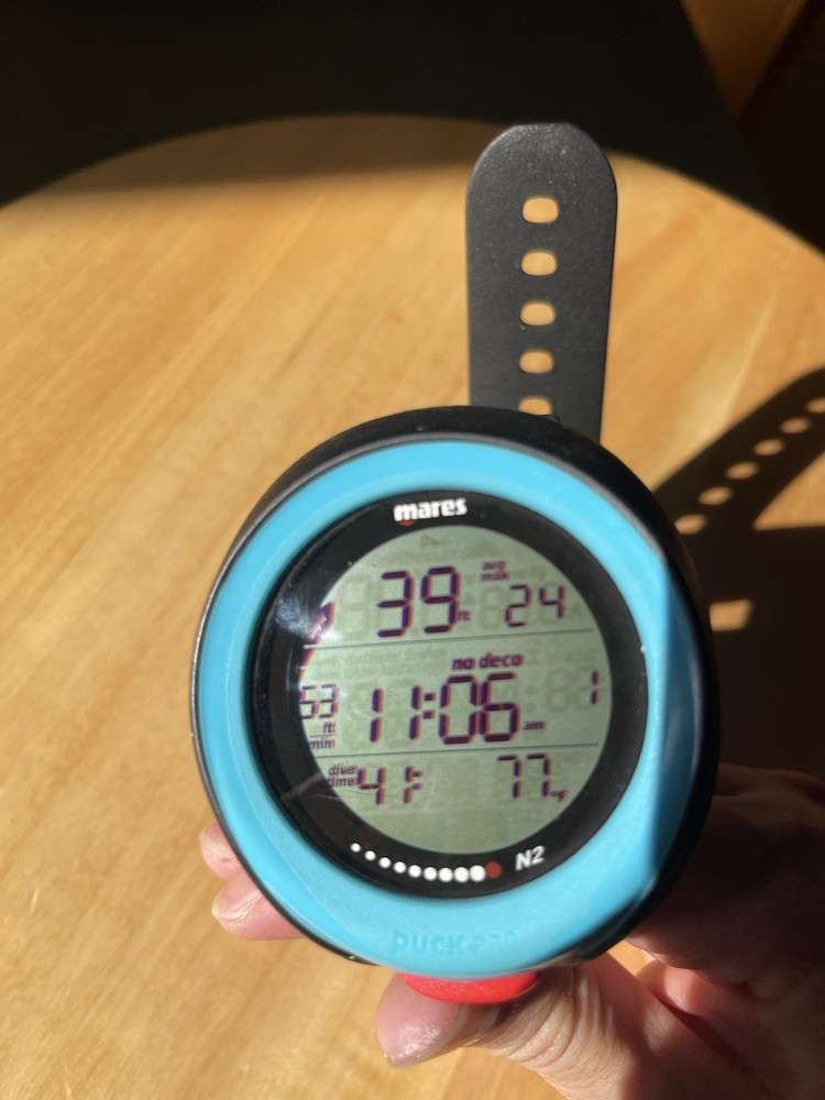Mares Puck Pro Dive Computer Blue Wrist-Mounted Nitrox Compatible Scuba Diving