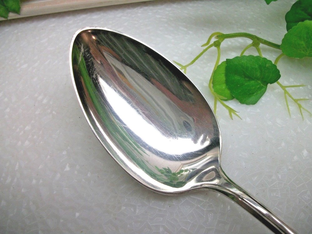 International Holmes & Edwards WASHINGTON Silverplate Solid Serving Spoon 1910