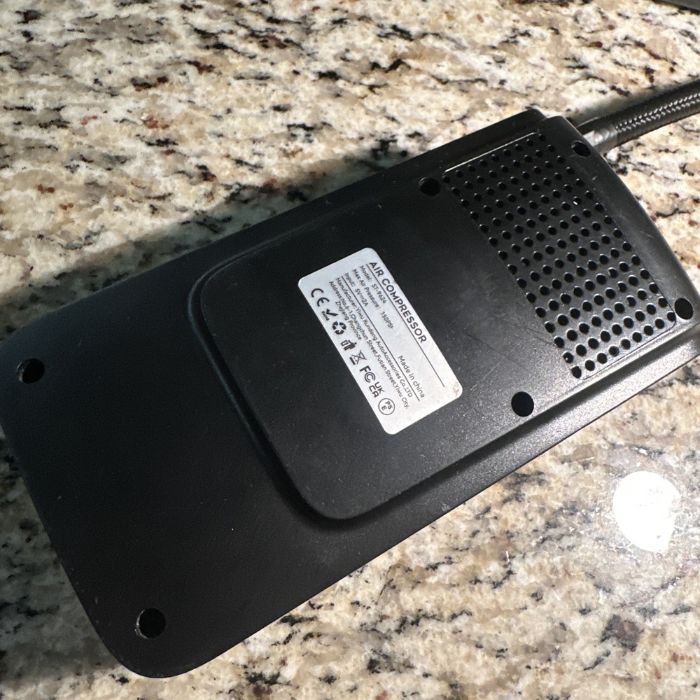 SUITU ST-9624B - Portable Air Compressor.