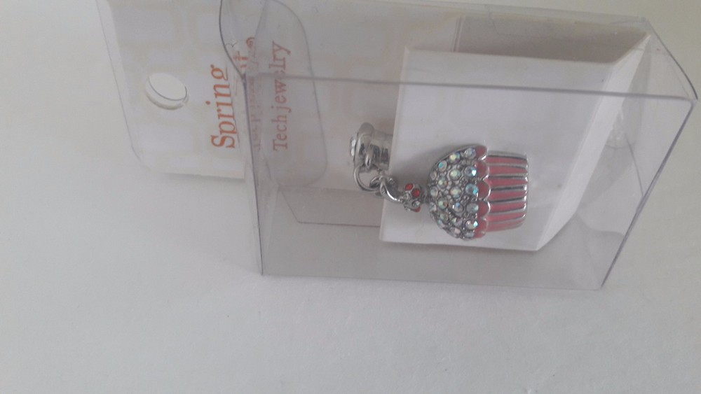 Spring Street Phone Charm Cupcake