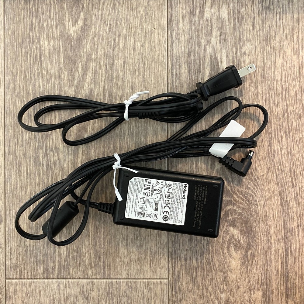 Boss GT-1000 Guitar Effects Processor Multi-Effects Pedal ※With / Adapter & Case