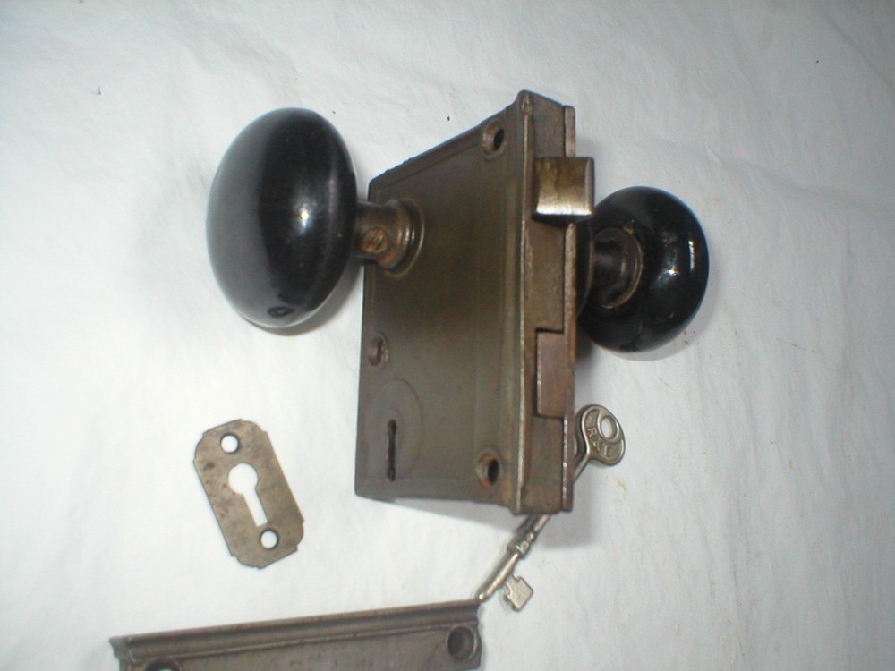 Antique Surface Mount Door Hardware with Porcelain Knobs