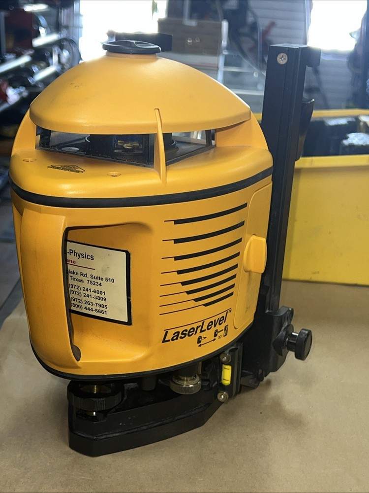 SPECTRA-PHYSICS LASERPLANE WITH CASE Model 1462