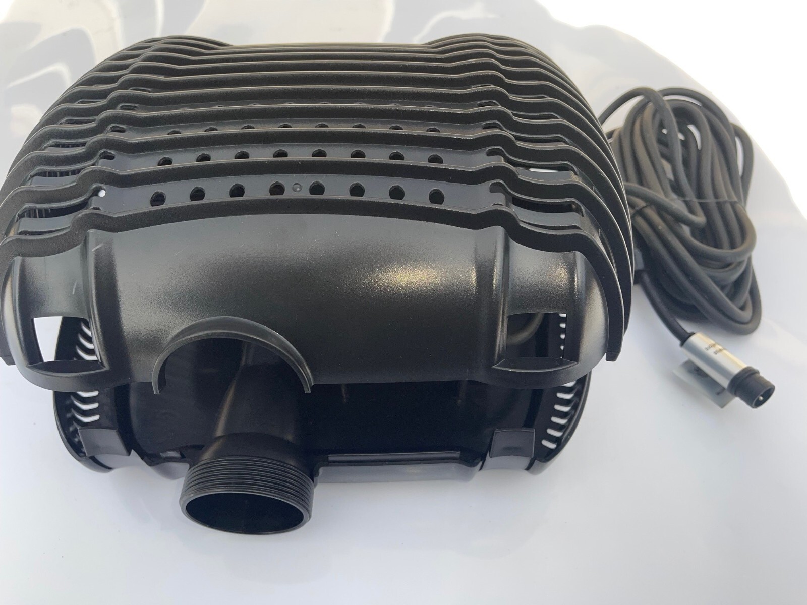 Solar Submersible Waterfall Pump 12V or 18V 647-1298 GPH Choose from four models