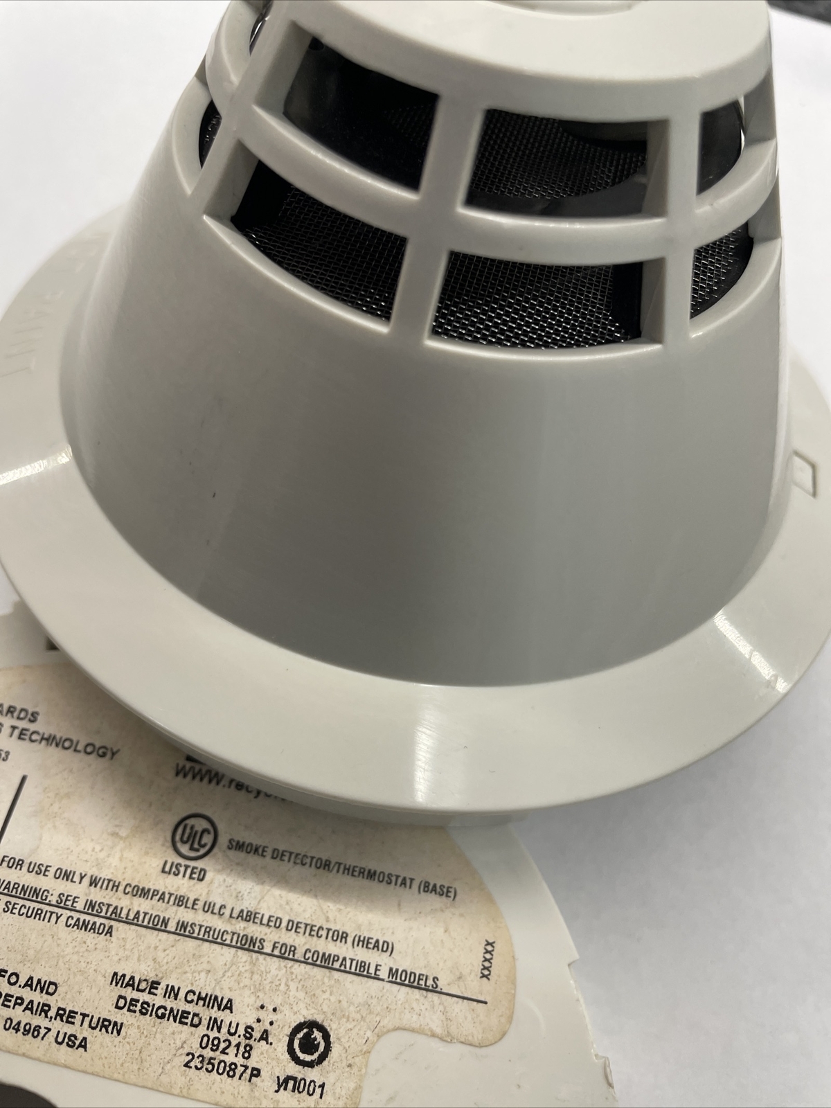 EST ADT SIGA-PS EDWARDS INTELLIGENT PHOTOELECTRIC SMOKE DETECTOR With Base