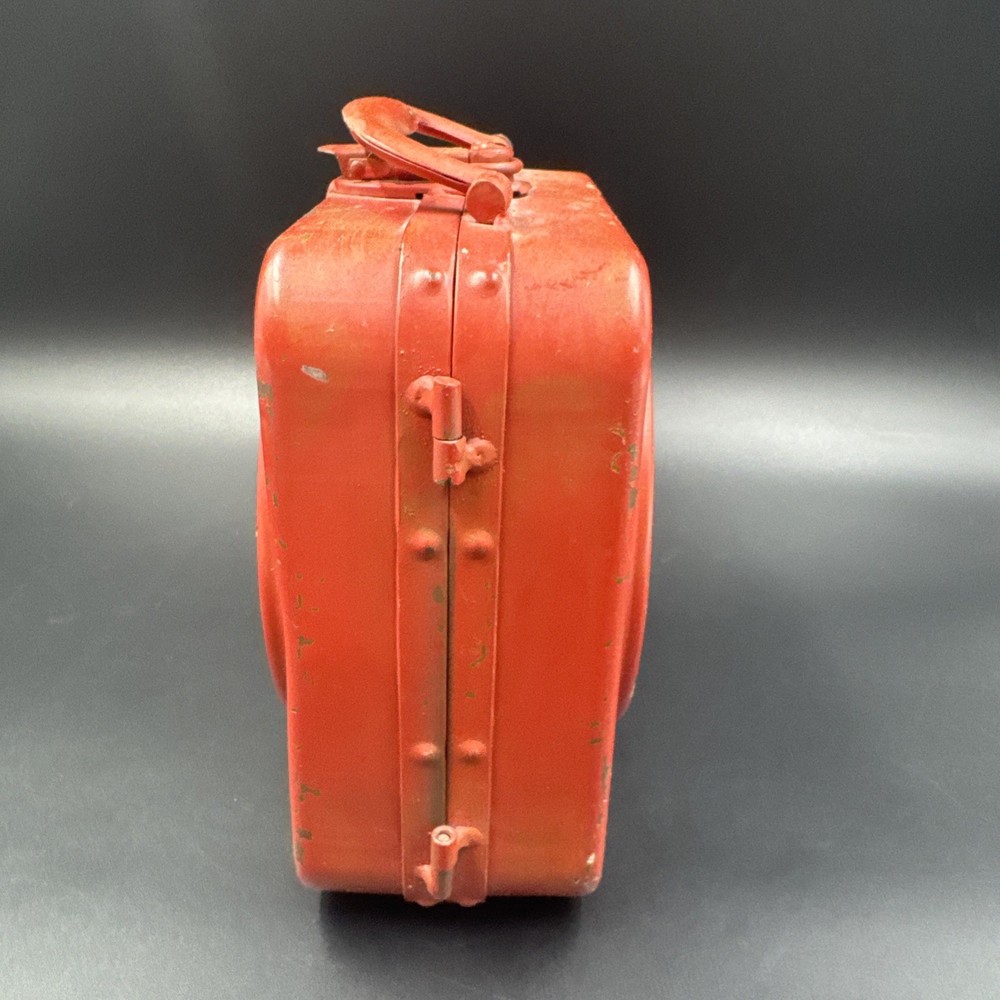 Vintage Old Town Clock 67 BAILEY ST. Red Double Face Locking Box Clock Works