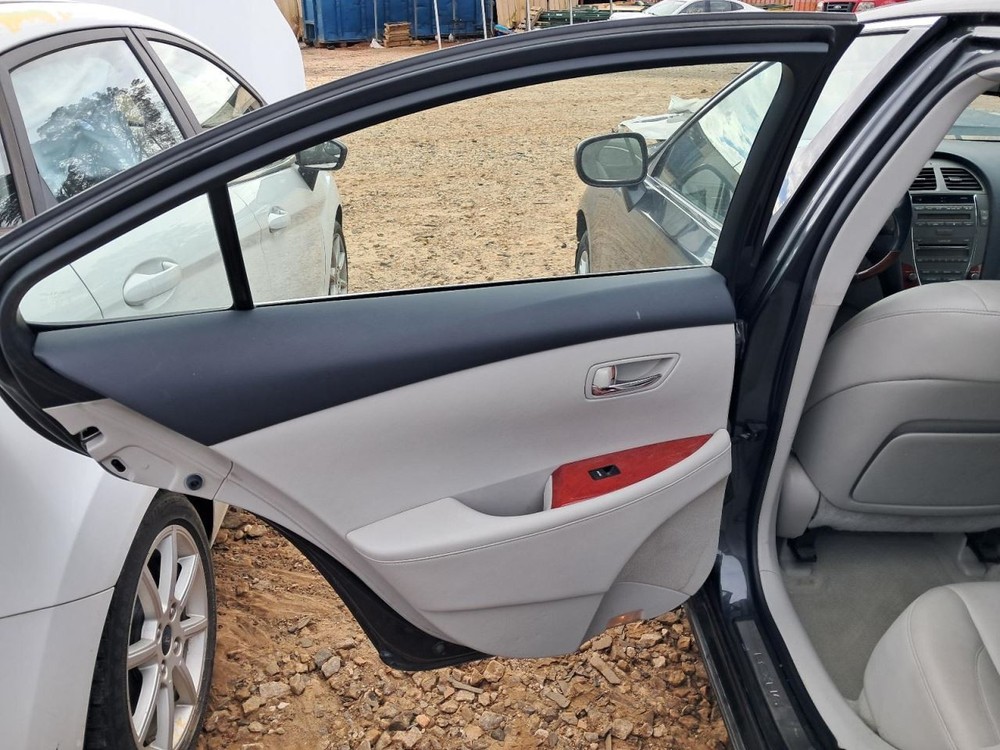 ES350 2008 Glove Box 4806587