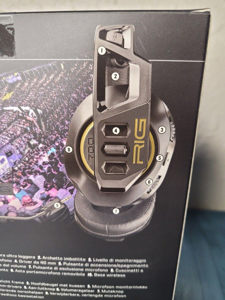 RIG 700 HD Ultralight BT Wireless Headset PC Mac Console Movile Compatible