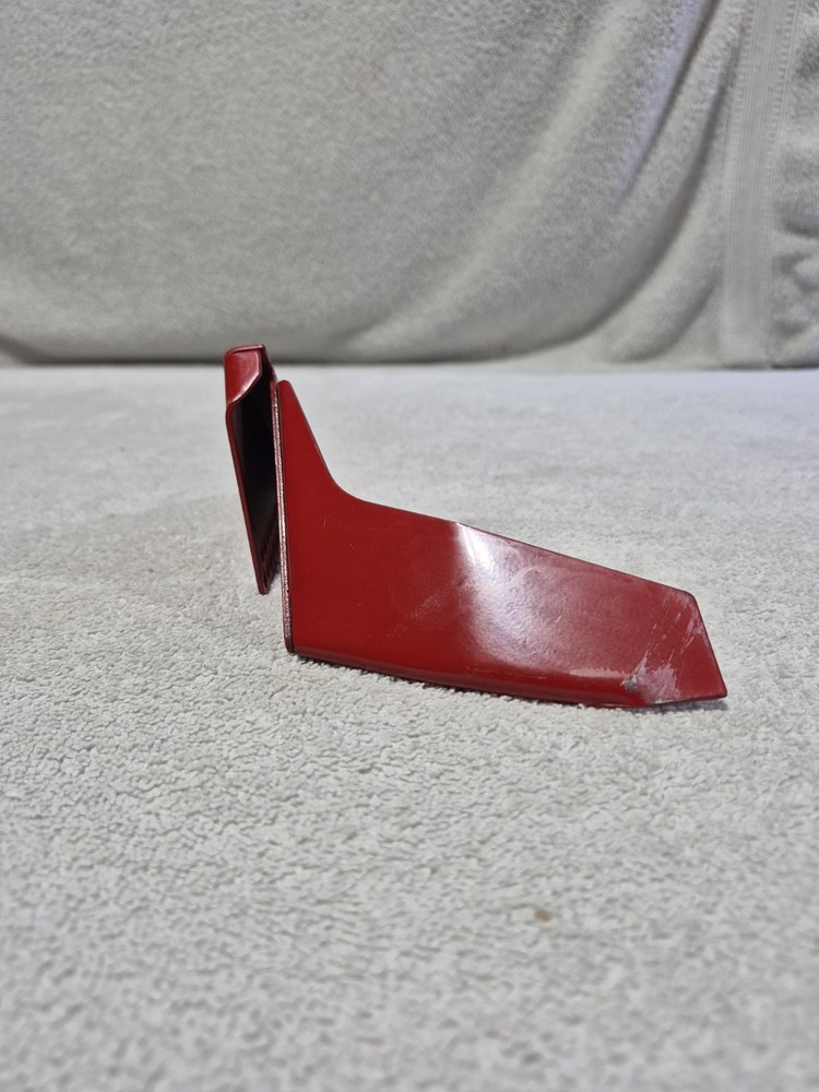 Brady Ball Valve Lockout 65669 Red