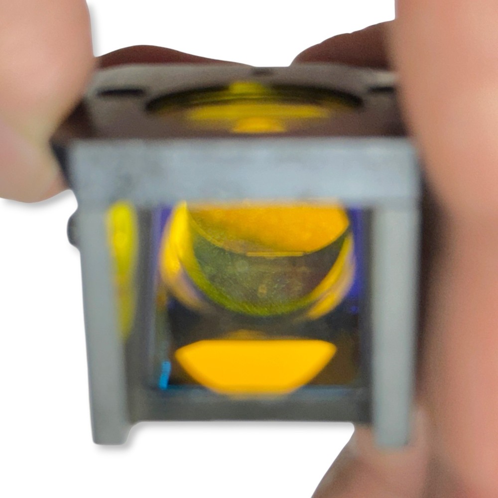 Nikon Cy5 Fluorescence Filter Cube, Ex620/Em700, Precision Microscopy Optic