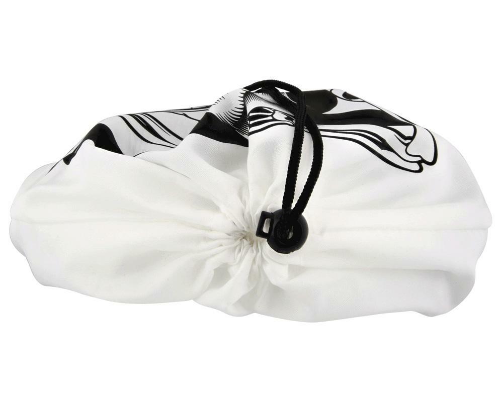 Suavecito Grooming Beard Cape Black or White