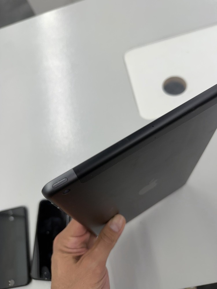 iPhone iPad For Parts