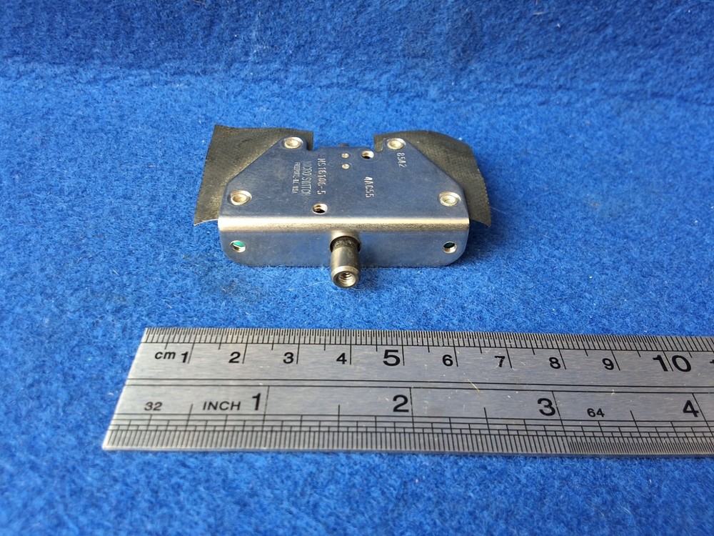 Micro Switch MS16106-5 Dual Switch.