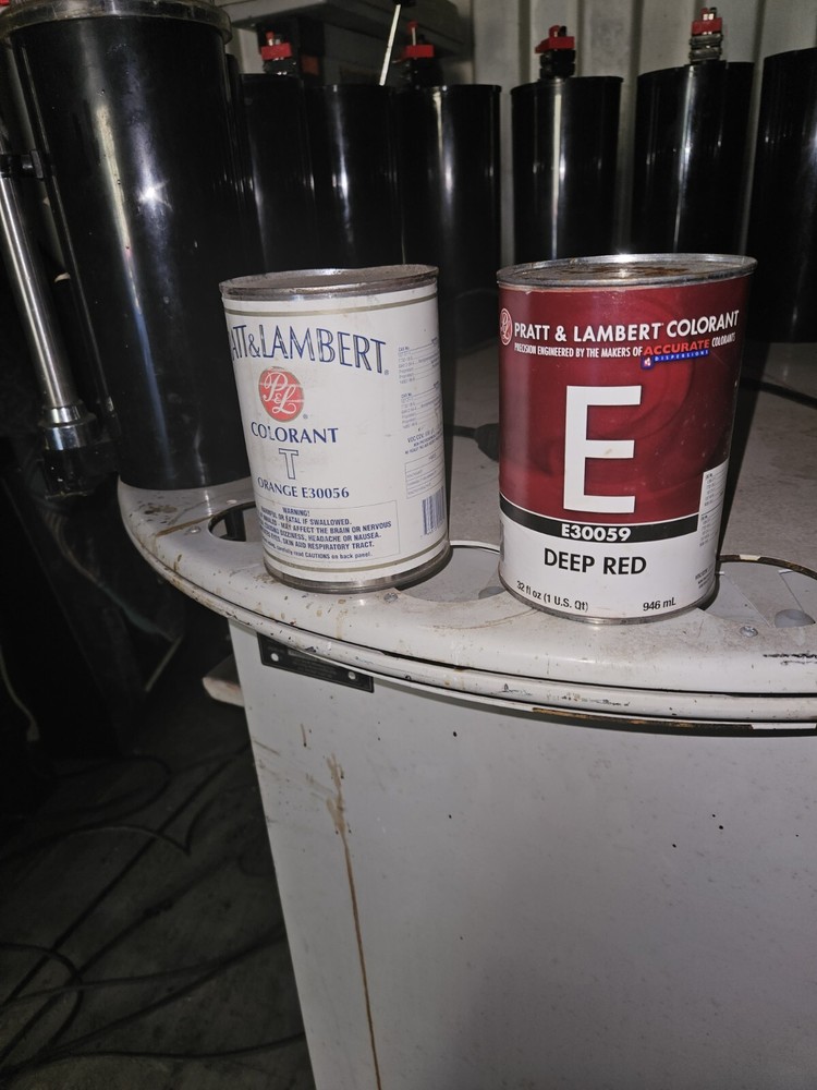 Fluid Management Harbil Paint Dispenser