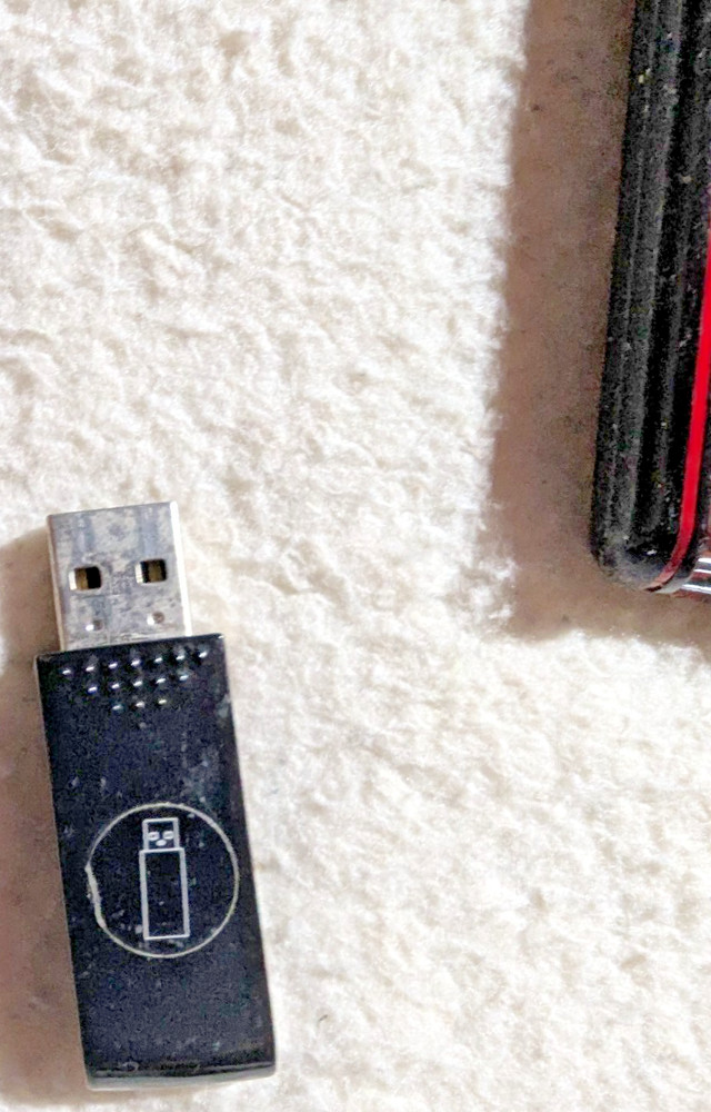 SwissGear Wireless Multimedia Mobile Presenter w: Laser Pointer USB Receiver