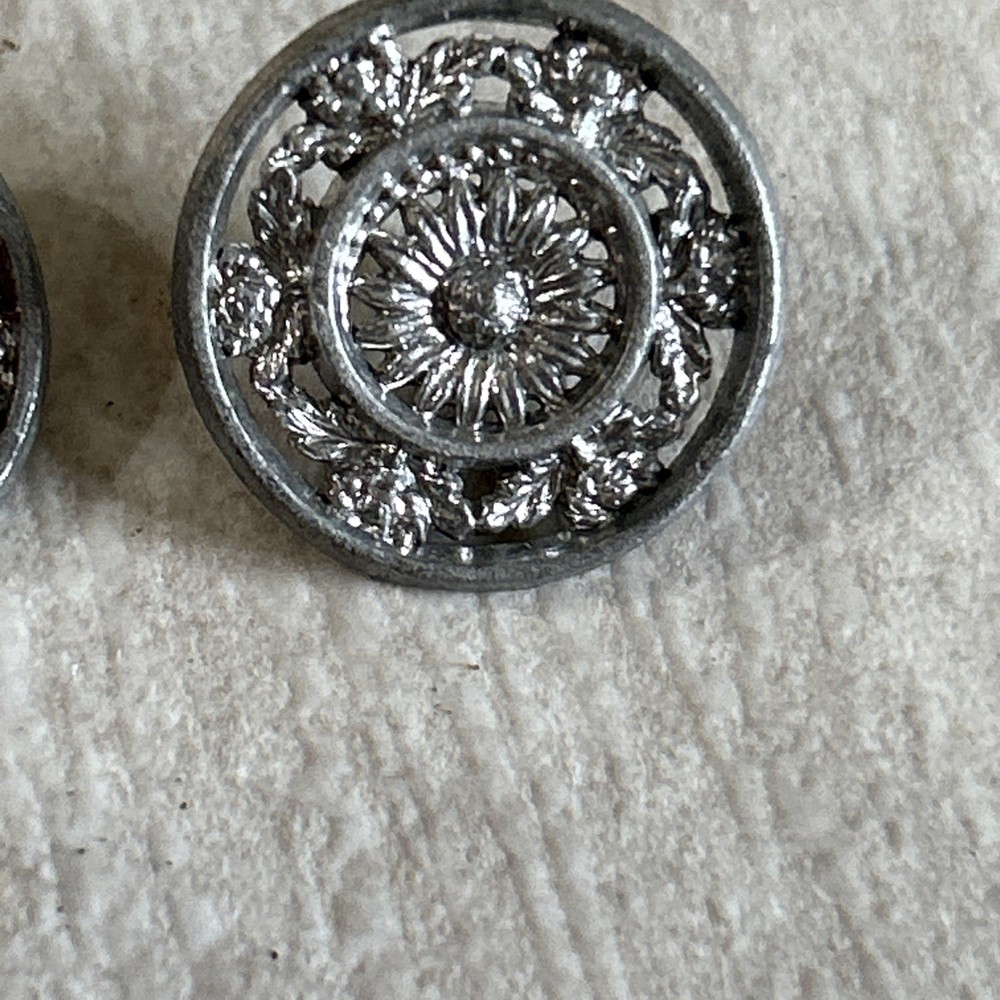 (6) Antique Buttons Unique 3 Patterns