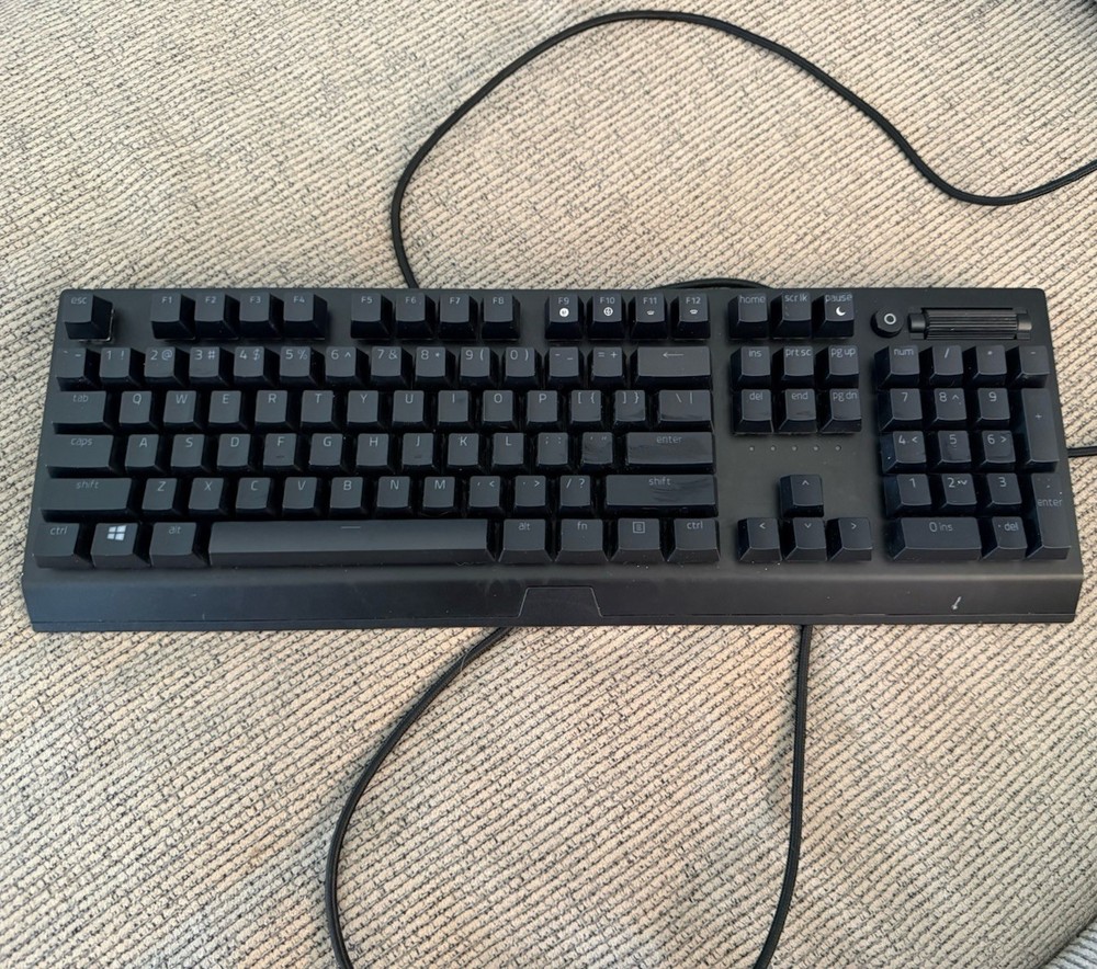 Razer Heroic Bundle Gaming Keyboard V3: BlackWidow Green Switch