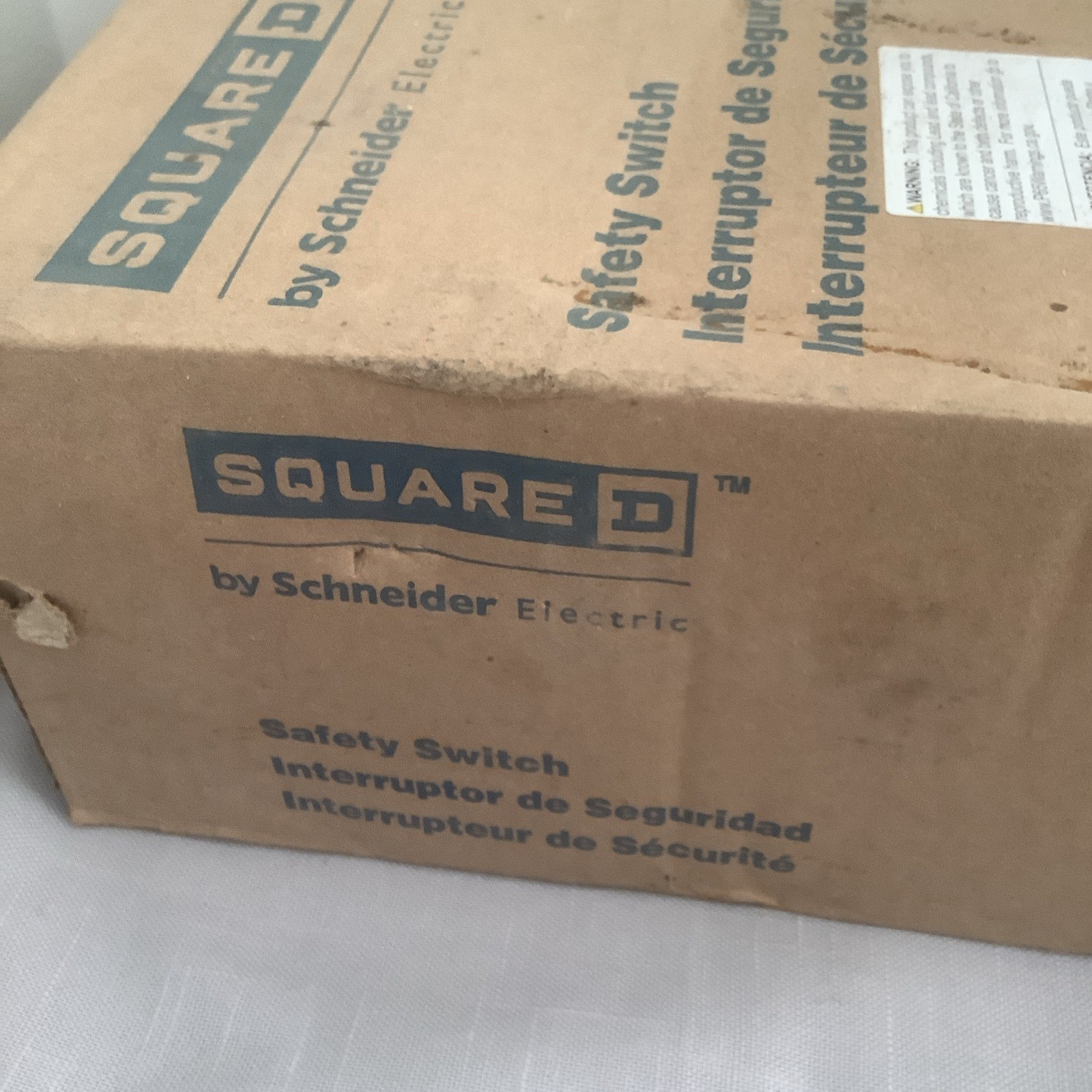 Schneider SQUARE D HU361RB Heavy Duty Safety Switch 30A 600V~