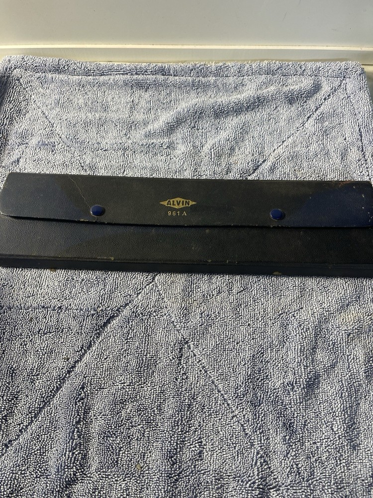 Alvin Precision Drawing Set 961A with Carrying Case