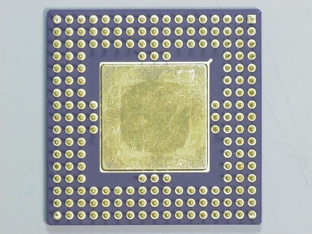 C-Cube Microsystems Chip RARE Vintage CL950J ES for Collection
