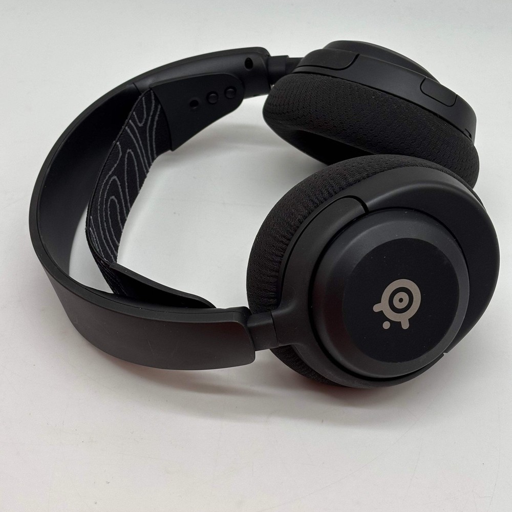 SteelSeries Arctis Nova 5 Black Wireless Gaming Headset Multi-Platform