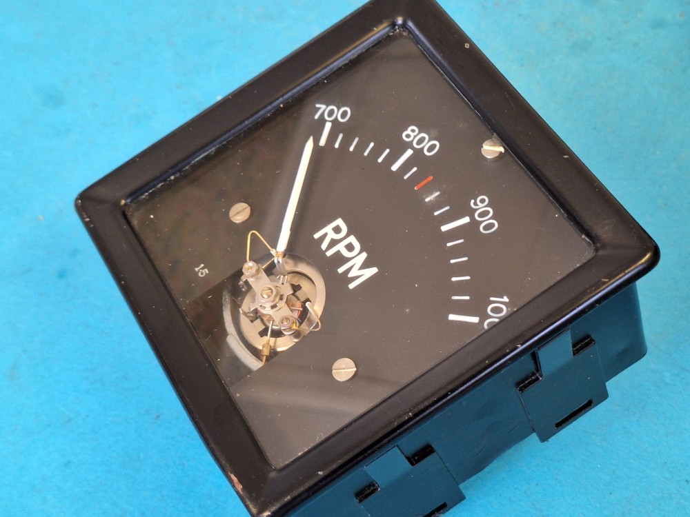 2.5mA FSD Meter movement ~ 4.75" x 4.75" ~ With suppressed zero ~ GEC