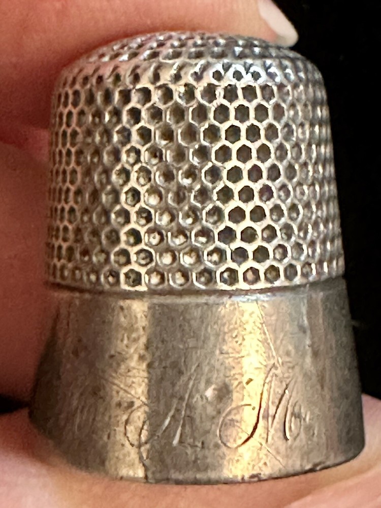 Vintage Sterling Silver Timble 10