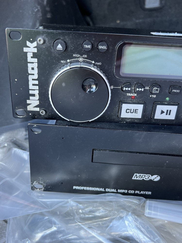NUMARK MP302 Professional Dual MP3 CD Player With Controller Untested