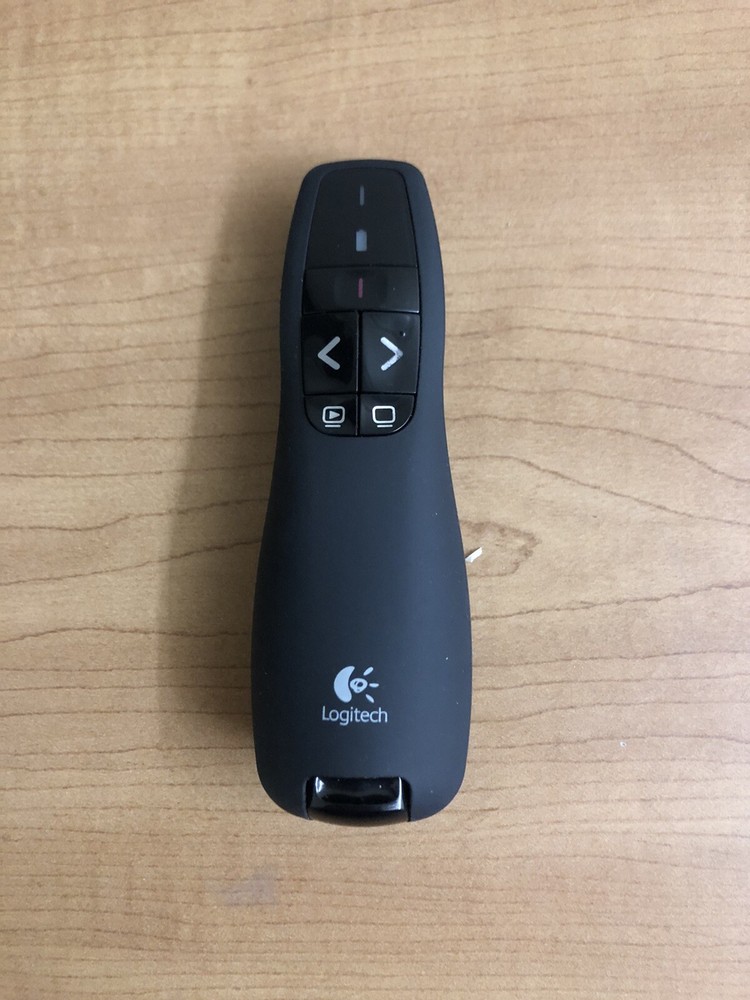 Logitech 60825-1 Laser Pointer with Case Great Condition USB Included