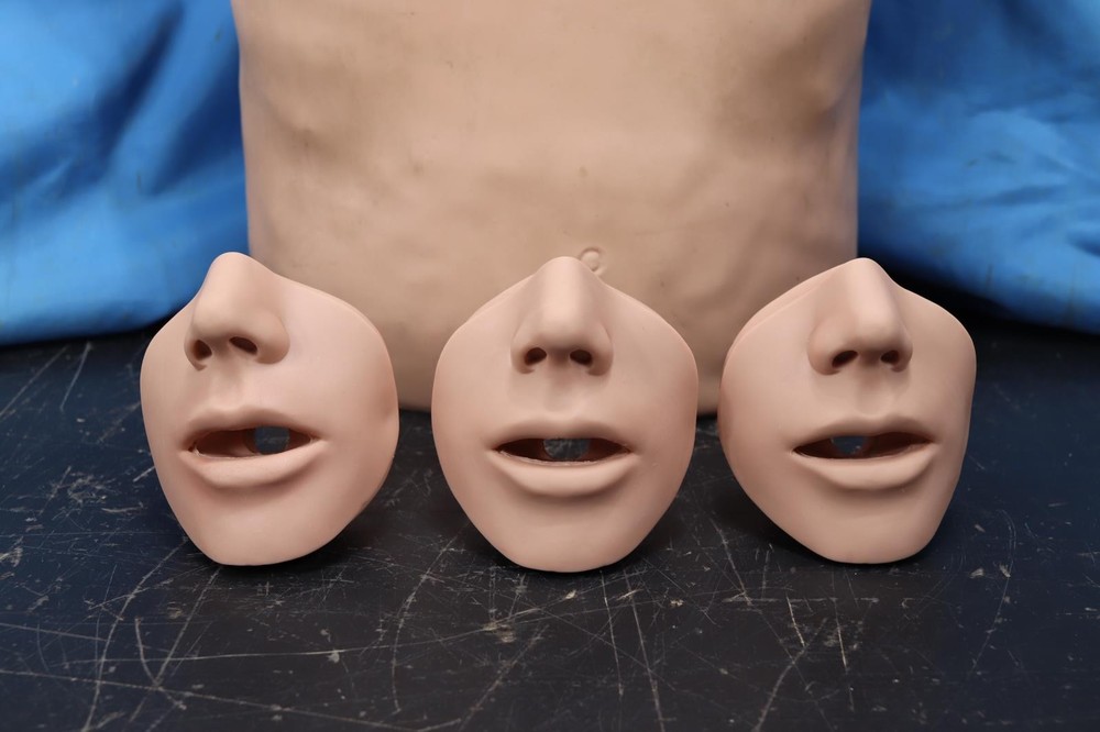 CPR Trainer Manikin EMS Nursing First Aid Training Used 3 Face Replacements