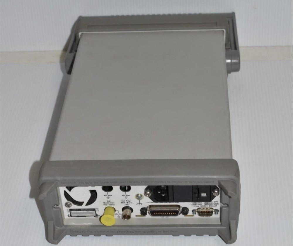 Agilent 33120A 15 MHz Function / Arbitrary Waveform Generator (AQX91)