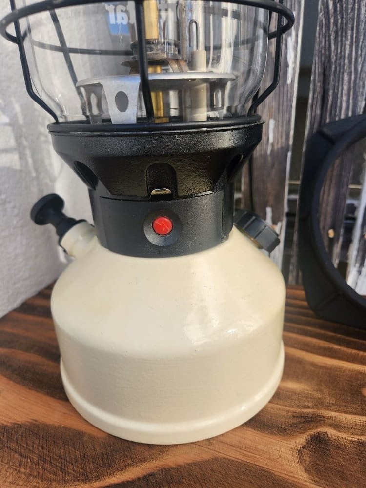 Coleman Lantern Northstar2000 Red White