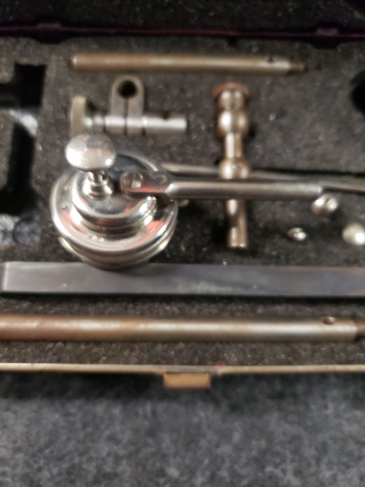 Starrett universal dial test indicator Plunger Back Rods Tips & Case C13B5)