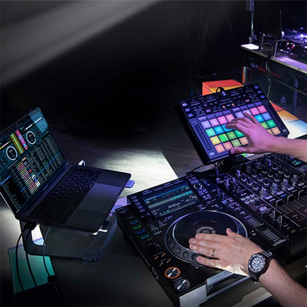 Pioneer DJ DDJ-XP2 rekordbox & Serato DJ DVS Performance Pad Surface Controller
