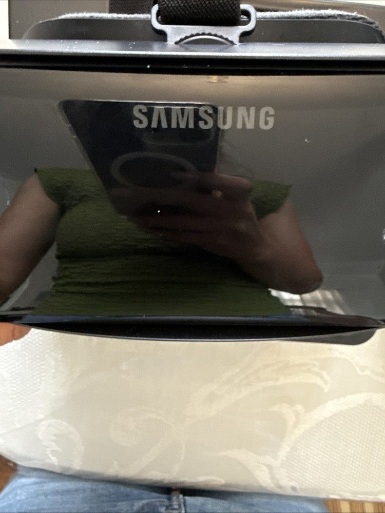 Samsung Gear VR With Controller/Galaxy S8/S8+/S7……