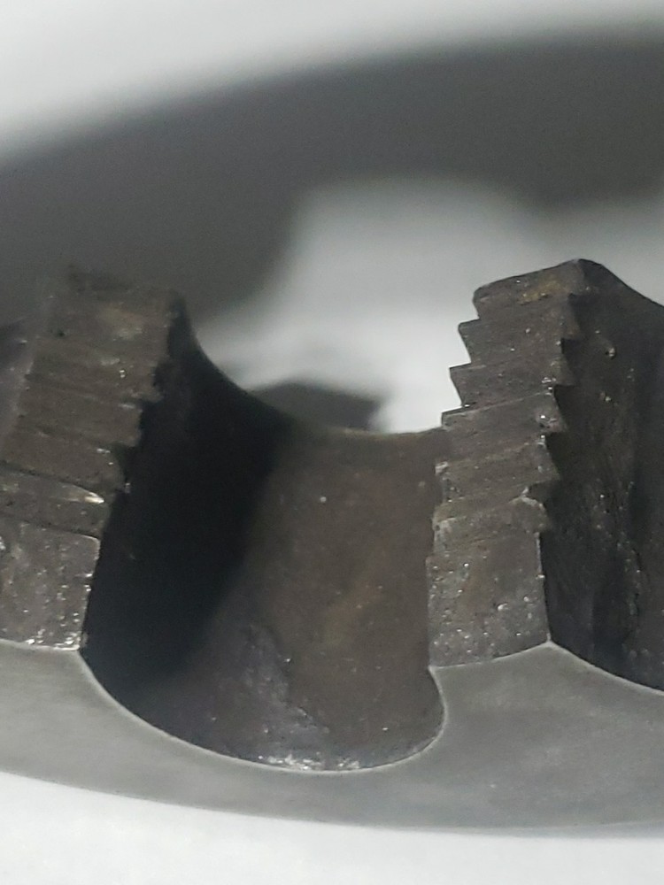 Greenfield - 2¾" Die for Studs & Bolt Threads - 8 Flutes