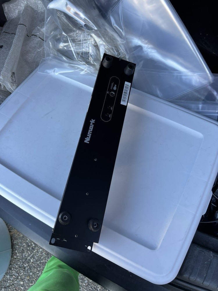 NUMARK MP302 Professional Dual MP3 CD Player With Controller Untested