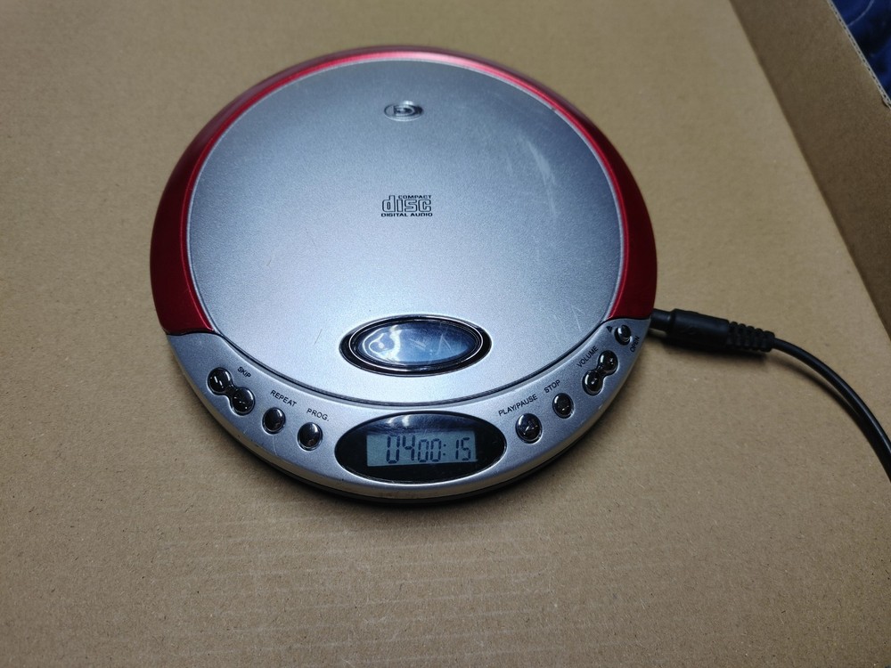 DURABRAND Compact CD Player Model CD-566 Digital Audio Portable Fully Tested!