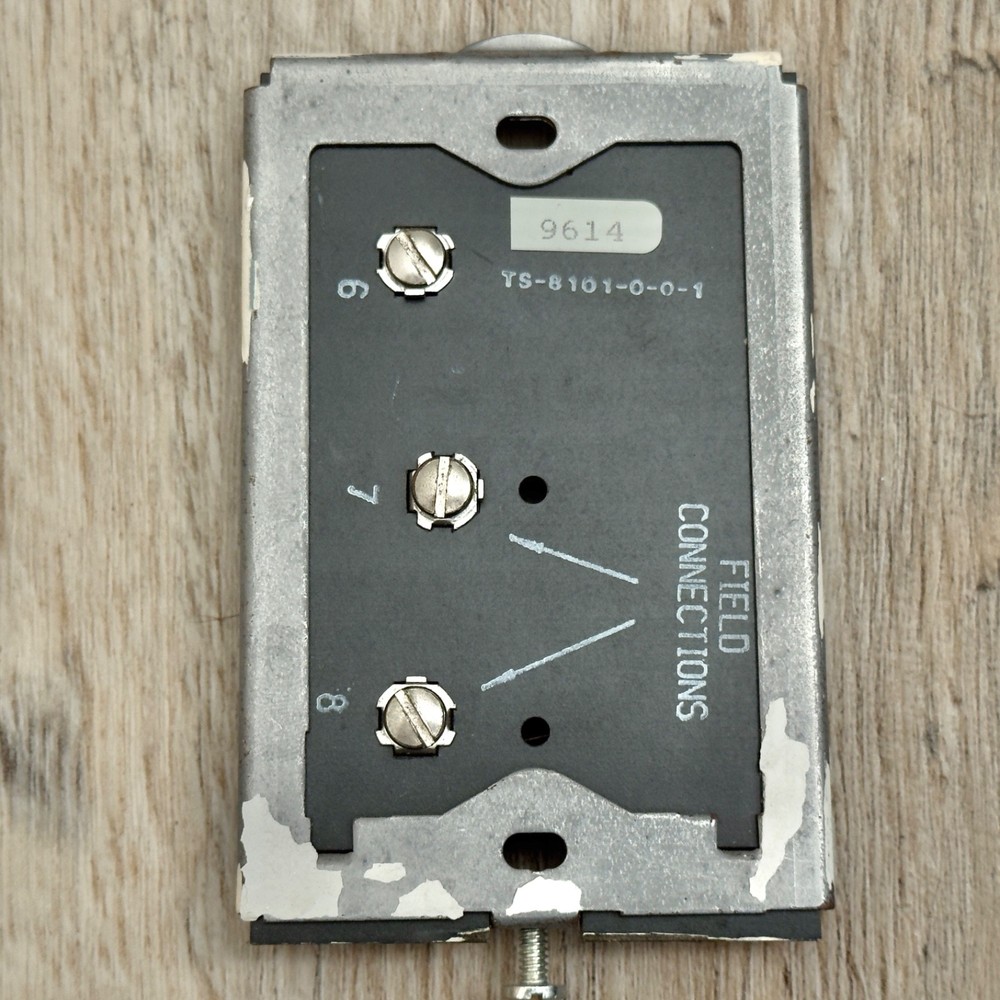 Barber-Colman TS-8101-0-0-1 Room Temperature Sensor