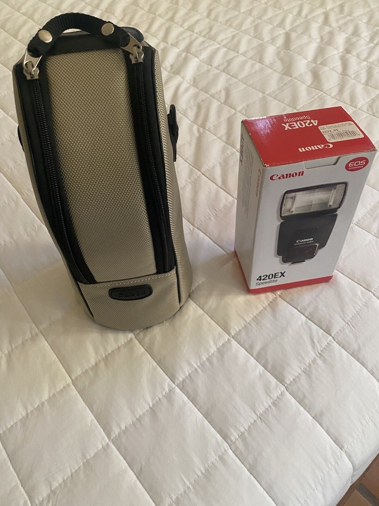 canon camera accessories Flash & lens case