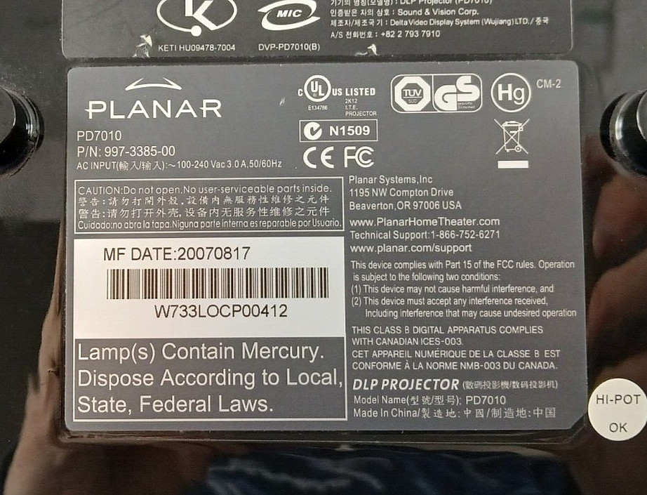 Planar HD 720p Multimedia Projector + Remote & Lamp! HDMI, Component, S-Video