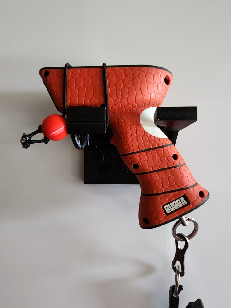 Bubba Scale Holder by M8 Designs
