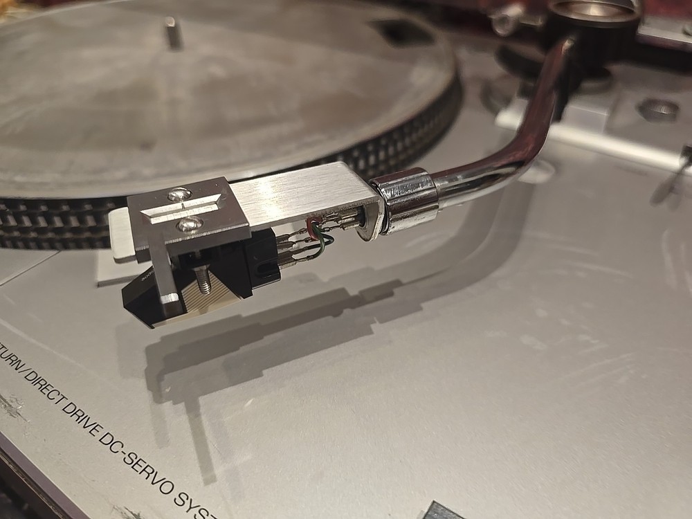 Sanyo Model TP-1012A Direct Drive Turntable - TESTED - NEEDS STYLUS