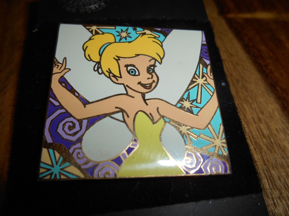 DISNEY Pin Tinkerbell 2002 Square